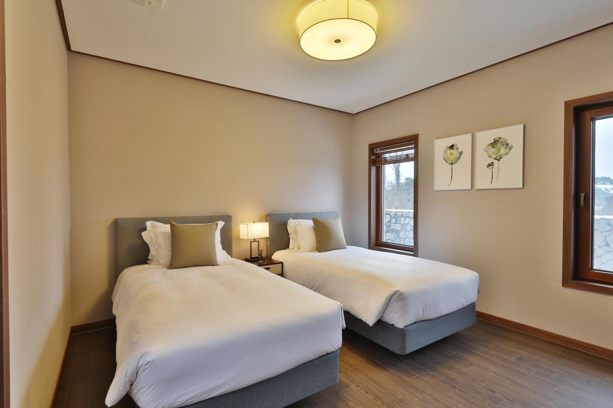 Camphortree Hotel And Resort Csedzsu Kültér fotó