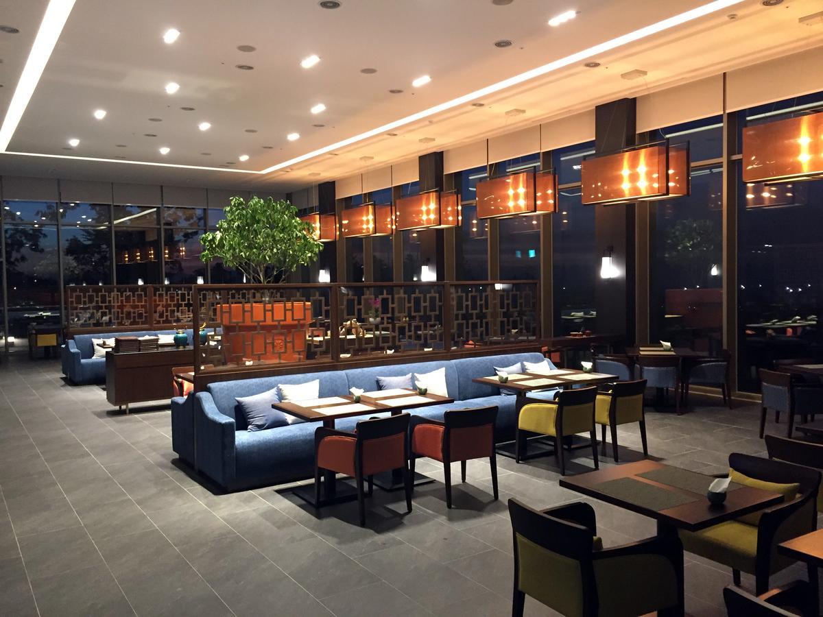 Camphortree Hotel And Resort Csedzsu Kültér fotó