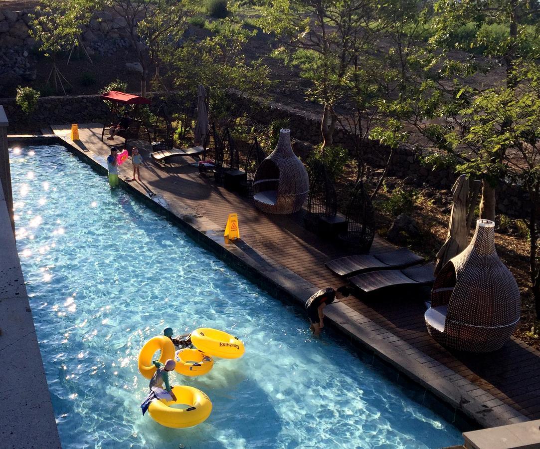 Camphortree Hotel And Resort Csedzsu Kültér fotó